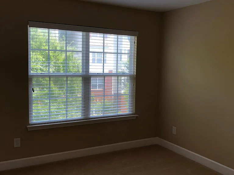 8218 Lenox Creekside Dr — Photo 6