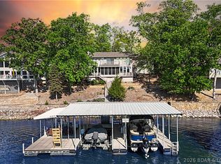 190 Nonsuch Rd, Lake Ozark, MO 65049