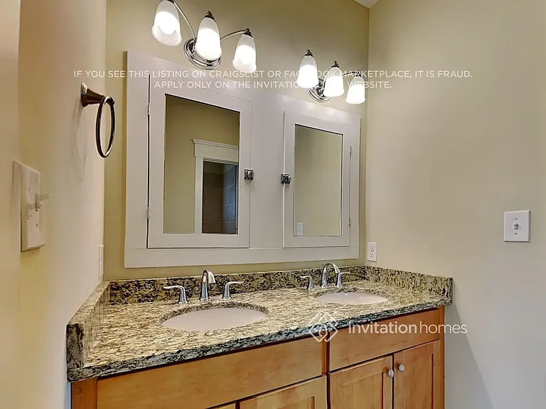 504 Camellia St — Photo 17