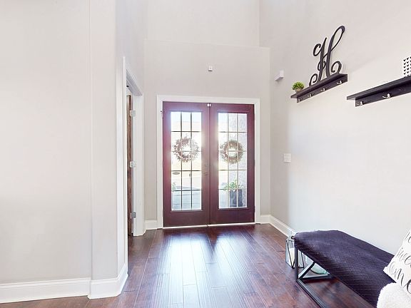 5th image of 5761 Napa Valley Dr