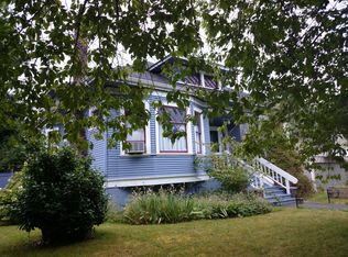 4532 Corliss Ave N, Seattle, WA 98103