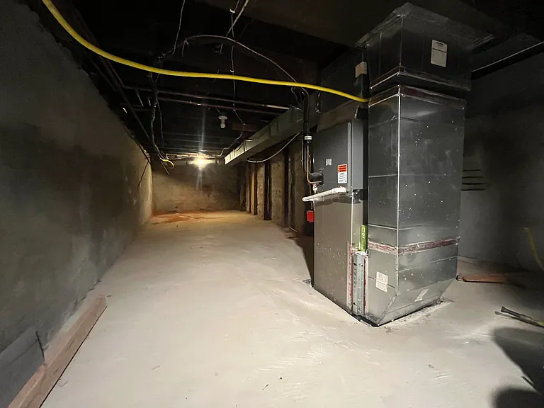 Basement for storage only is concret
