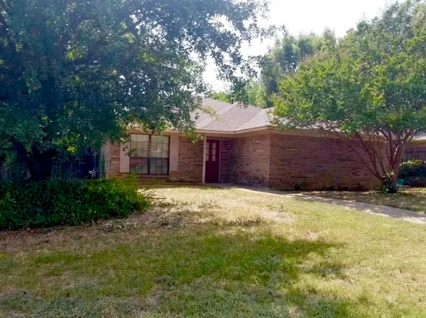 1404 San Gabriel Dr, Denton, TX 76205