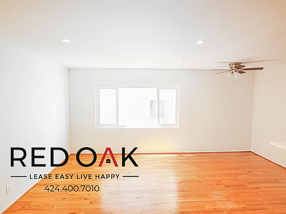 2nd image of 929 N Genesee Ave #4