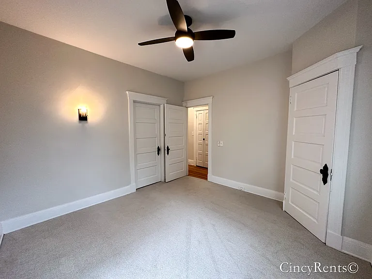 2552 Erie Ave #1 — Photo 23