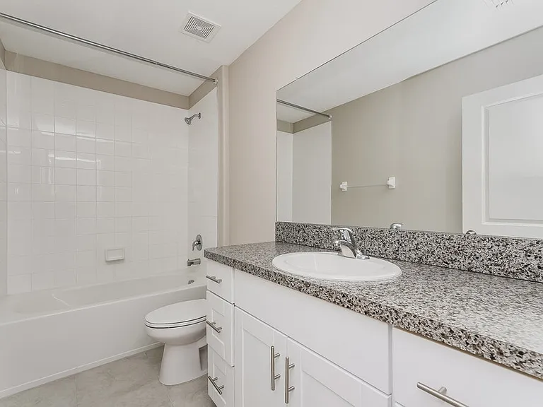4536 Eternal Prince Dr — Photo 16