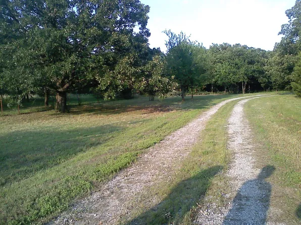 9721 S Pinehill Rd, Sapulpa, OK 74066