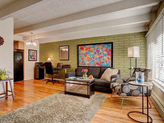 4th image of 250 N Pearl St APT 205