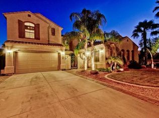 1341 E Macaw Ct, Gilbert, AZ 85297