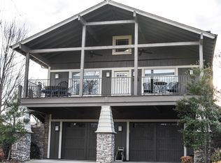 2124 Dogwood Trl, Grove, OK 74344