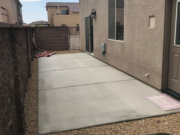 Patio/back yard 