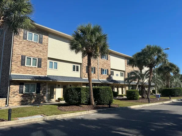 204 Double Eagle Dr, Surfside Beach, SC 29575