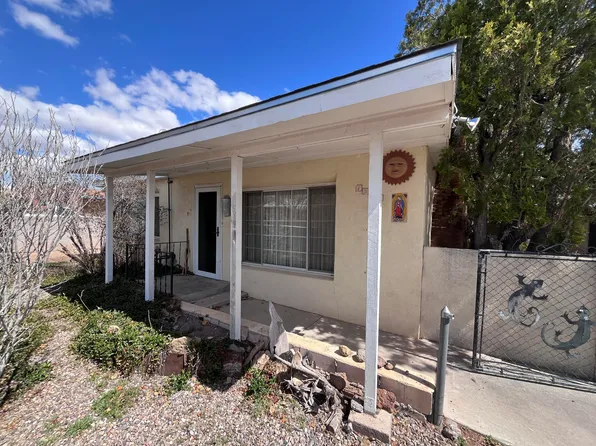 1310 Avenida Cristo Rey NW, Albuquerque, NM 87107