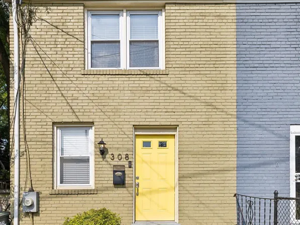 308 63rd St NE, Washington, DC 20019