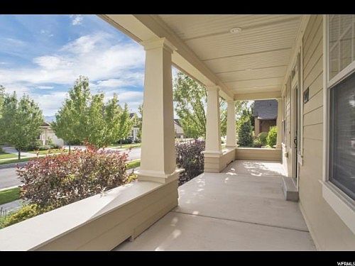 3rd image of 4372 S Angle Pond Dr