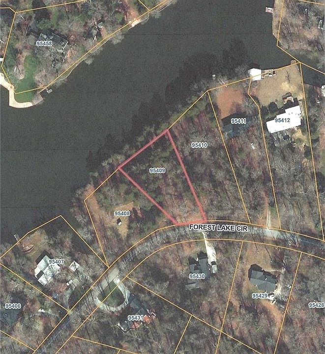 1st image of 14 Forest Lake Cir