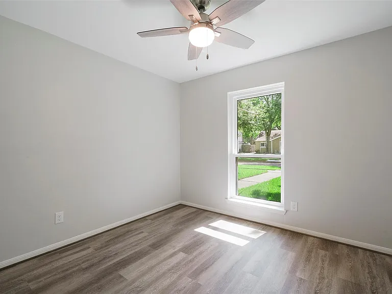 1726 Ashford Hollow Ln — Photo 25