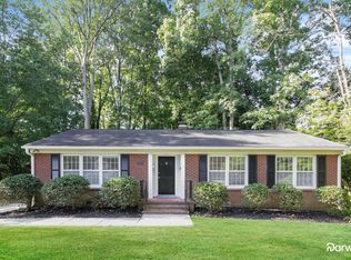 1202 Pembroke Rd, Greensboro, NC 27408