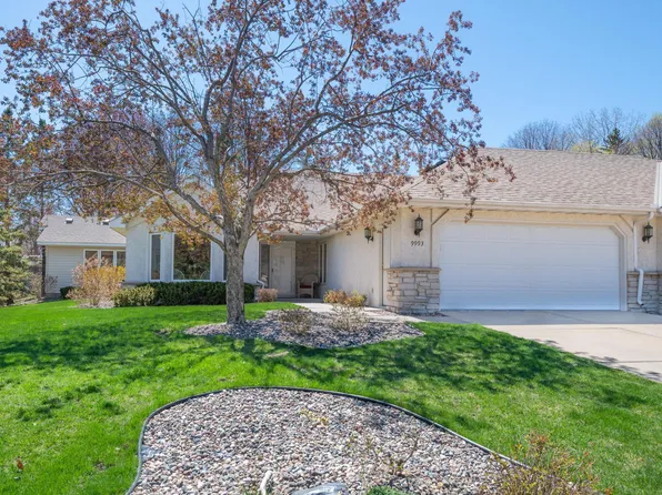 9993 Old Wagon Trl, Eden Prairie, MN 55347