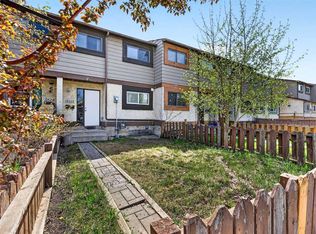 5615 N 1st Ave SE, Calgary, AB T2A 5Z6