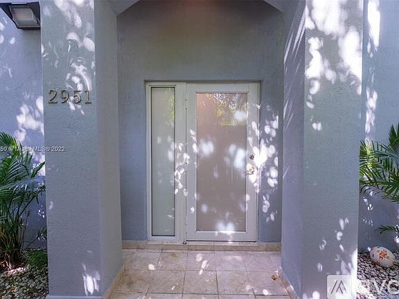 4th image of 2951 Virginia St #2951B