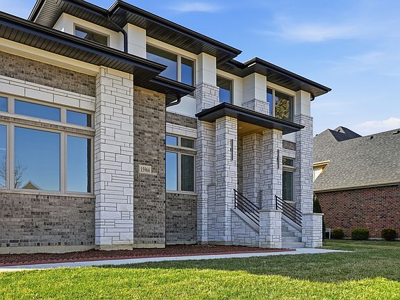 4th image of 15966 S Crystal Creek Dr