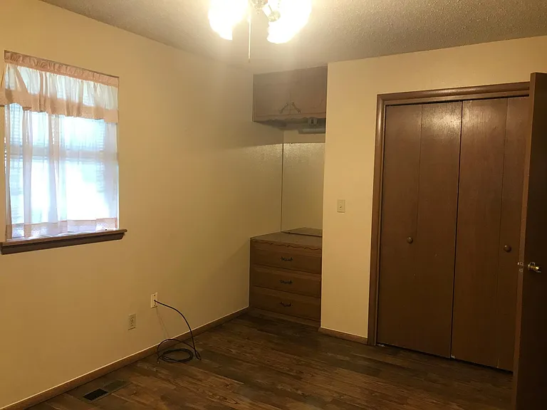 7105 S Linn Ave — Photo 12