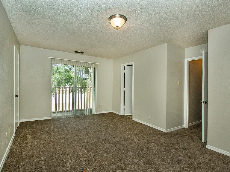 12833 Pandora Dr — Photo 16
