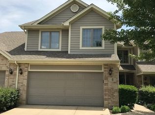 6 Pine Needles Dr, Lemont, IL 60439