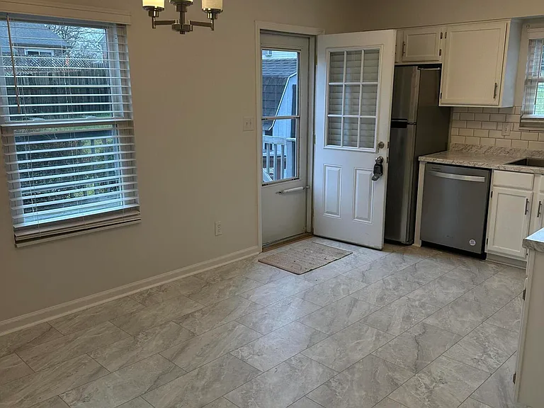 1607 Greenland Ct — Photo 13