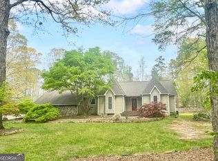 100 Little Creek Dr, Sharpsburg, GA 30277