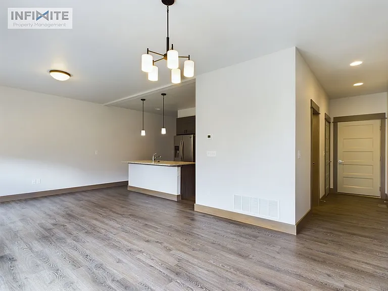 1405 Westwood Cir #C — Photo 15