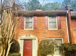 895 Chippendale Ln, Norcross, GA 30093