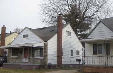 2nd image of 21418 Syracuse Ave