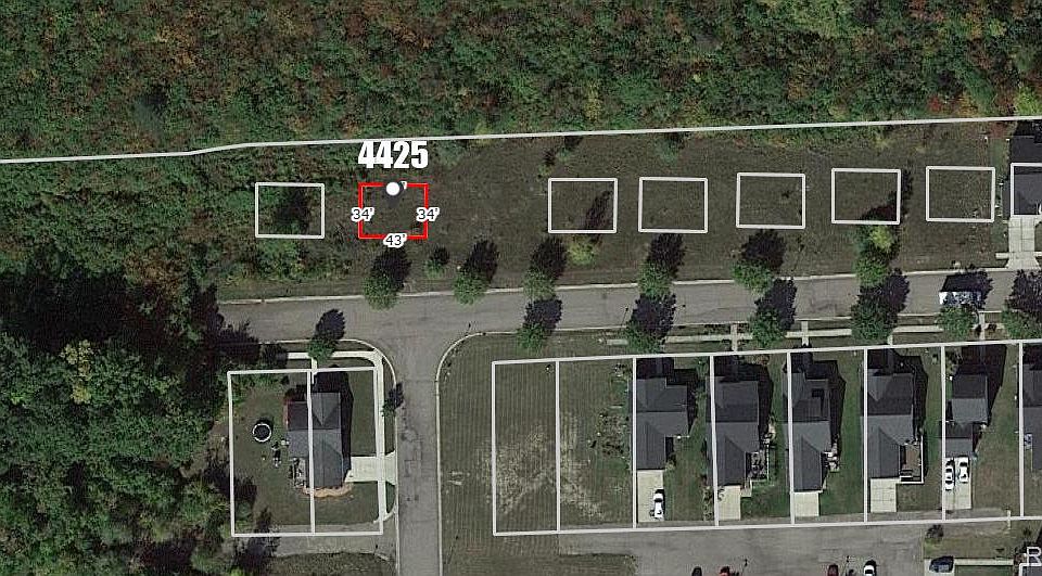 2nd image of 4425 Market Pl