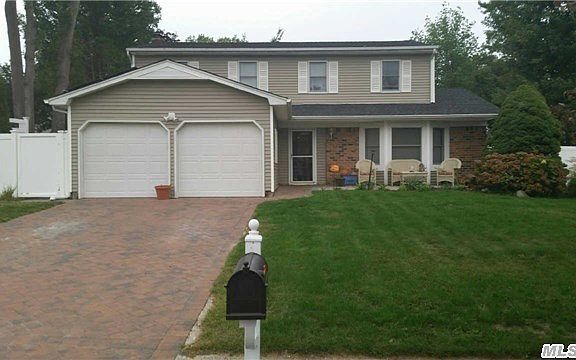 3rd image of 8 Lowery Ave