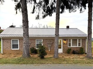 162 Providence Rd, Fries, VA 24330