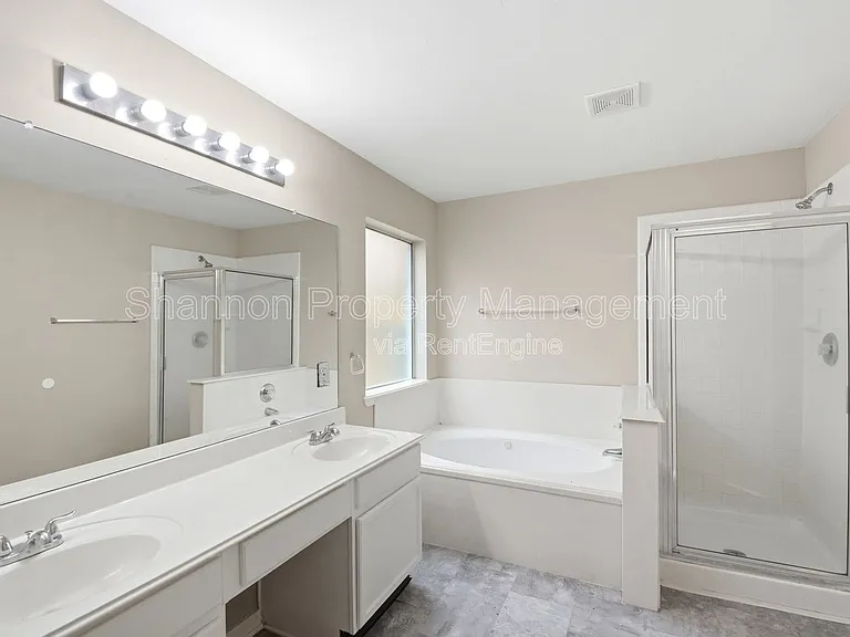 3924 Highland Vale Ct — Photo 17