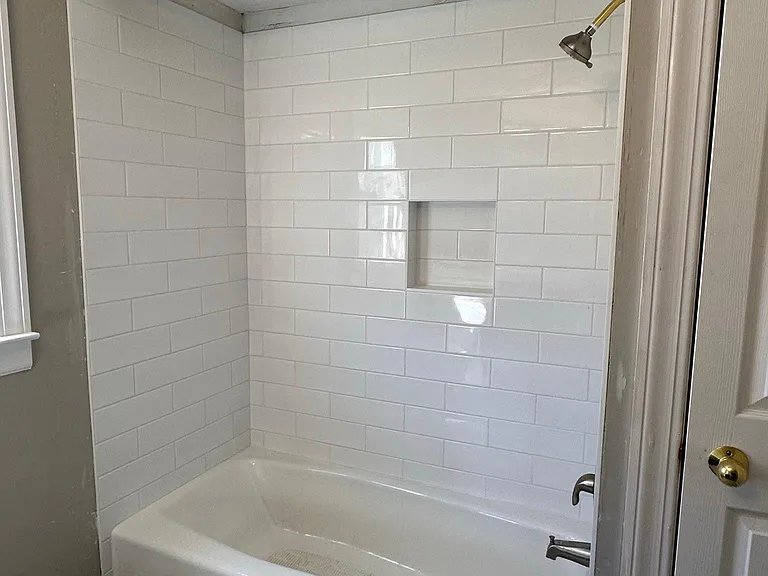 700 Iona Ave — Photo 19