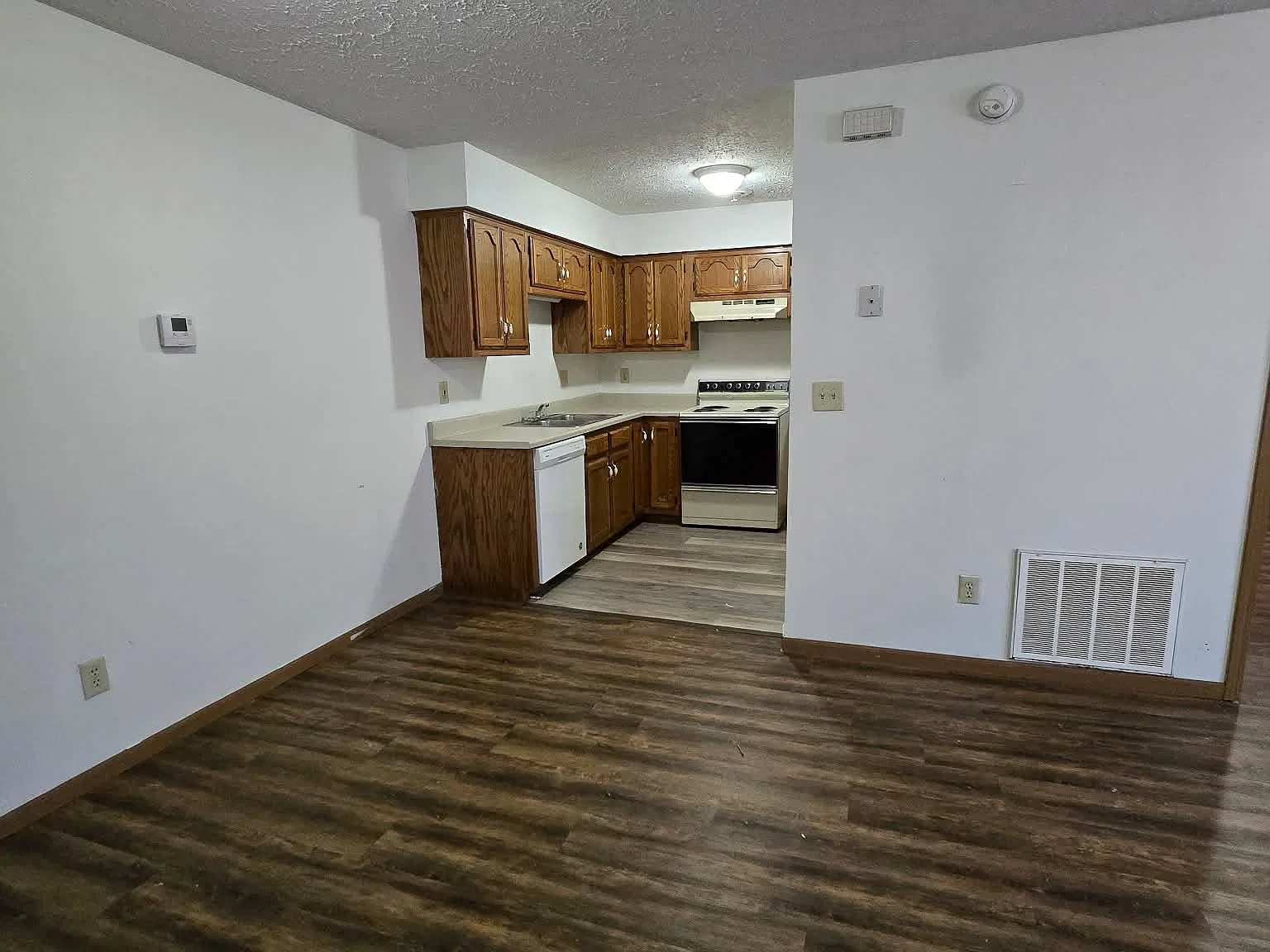 115 A Holly Drive - 1 — Photo 3