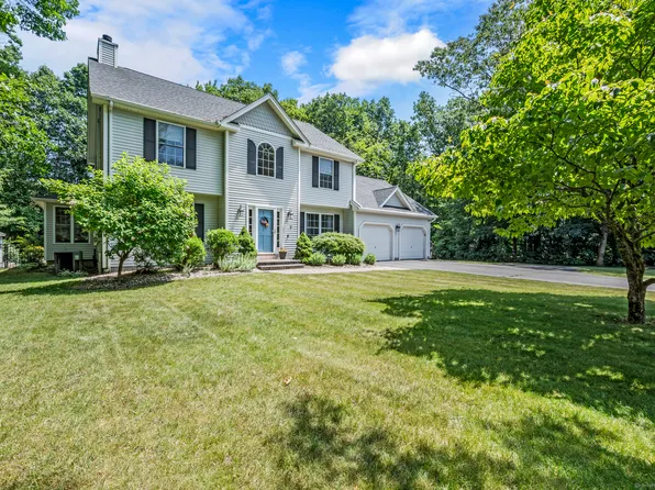 2 Birchwood Drive, Granby, CT 06035