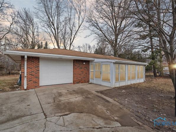 922 Park St, Napoleon, OH 43545