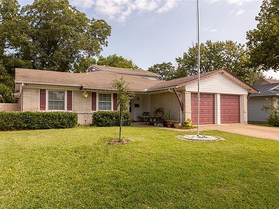 3rd image of 4013 Justice Ln
