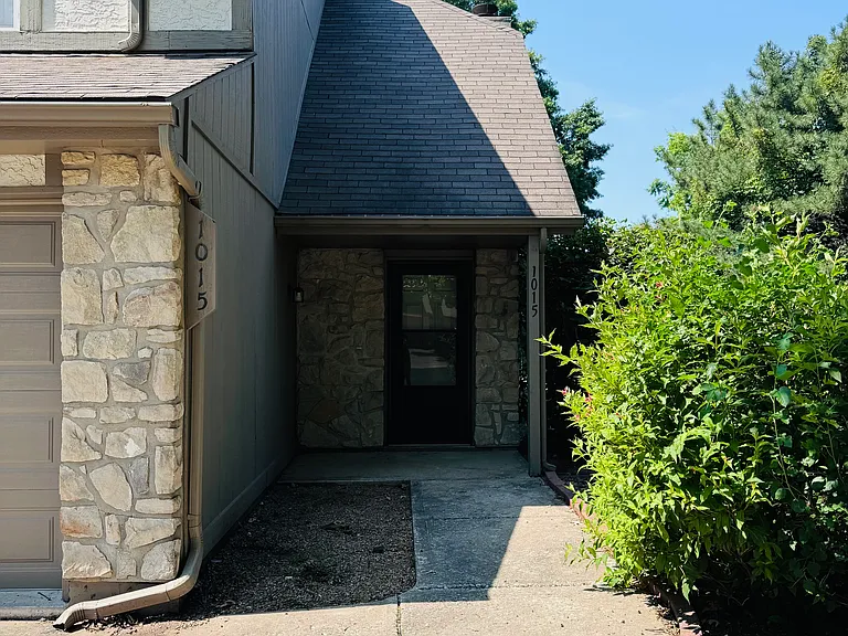 1015 NW Porter Ct #1015 — Photo 3