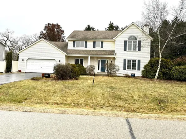 10451 32nd AVENUE, Pleasant Prairie, WI 53158