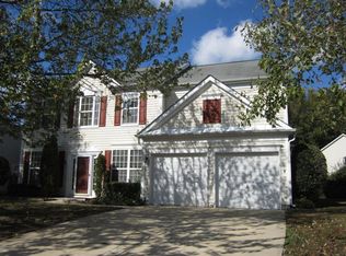204 Sherwood Forest Pl, Cary, NC 27519