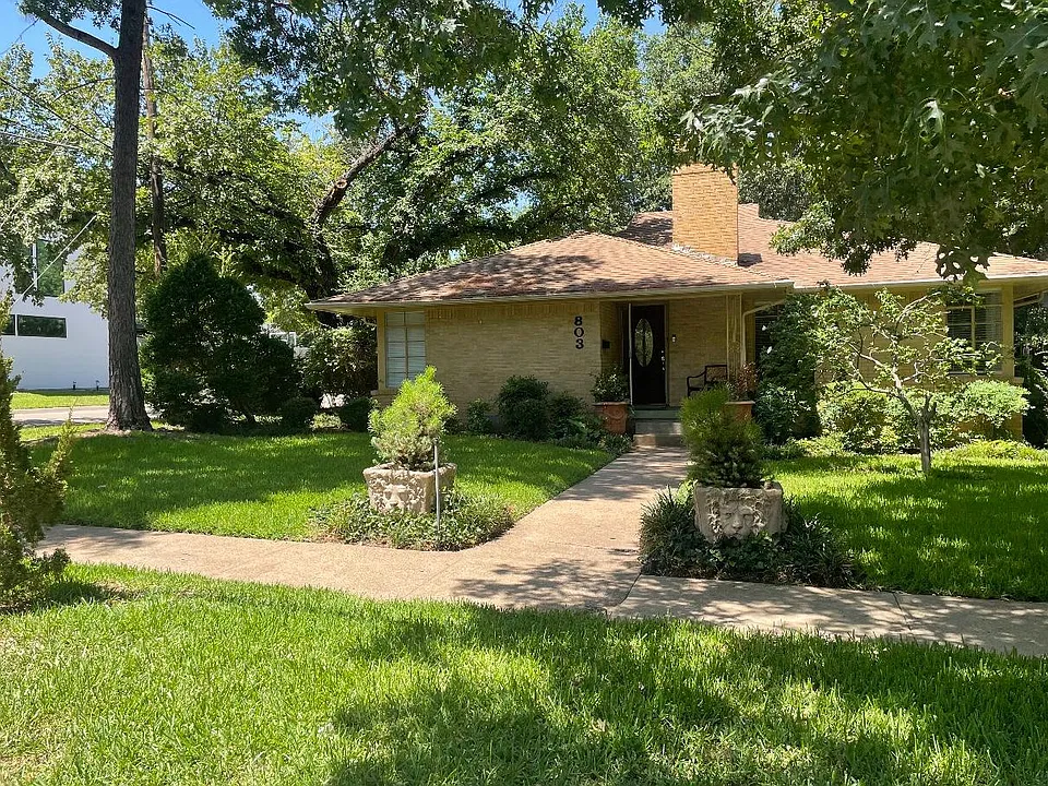 803 N Oak Cliff Blvd