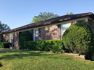 6311 Oak Lea Dr, Crestwood, KY --