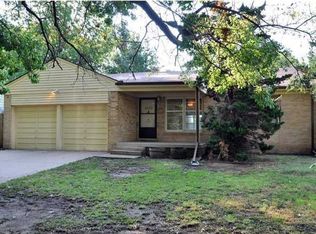 1130 S Fabrique Dr, Wichita, KS 67218