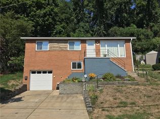 537 Lucia Dr, Pittsburgh, PA